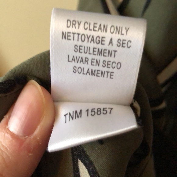 BCBGMaxazria Silk Green & Black Camisole - Picture 7 of 7